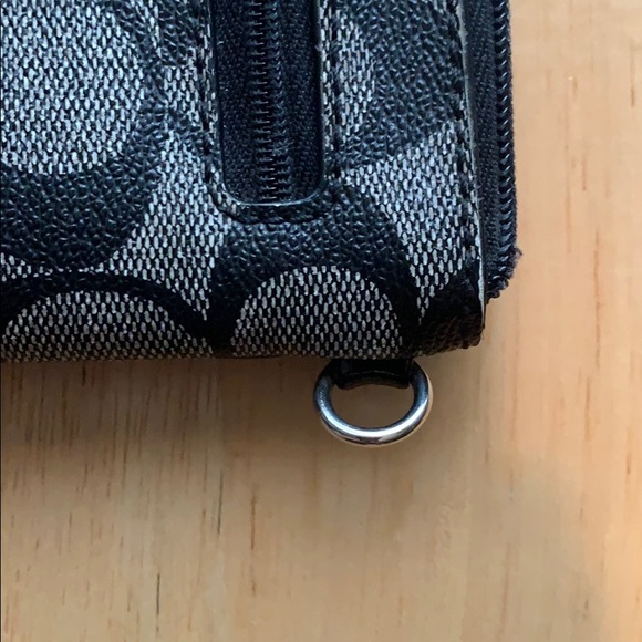 Coach wallet 7” x 3.5” - Picture 8 of 8
